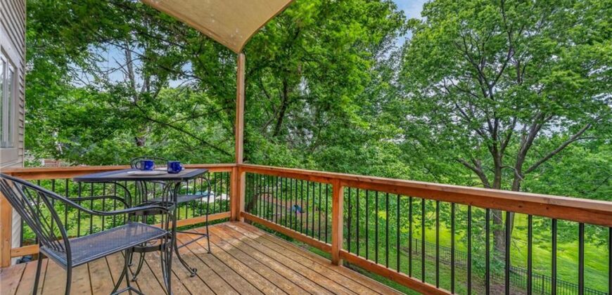 7608 NW Roberts Road, Weatherby Lake, MO 64152