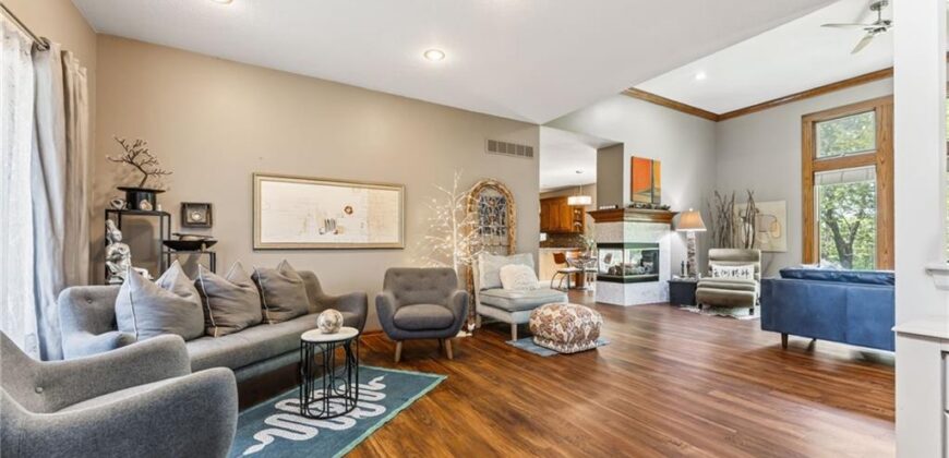 7608 NW Roberts Road, Weatherby Lake, MO 64152