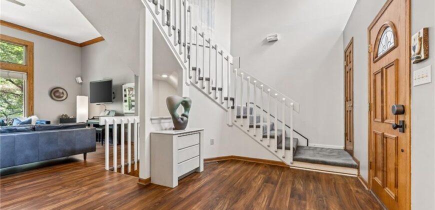 7608 NW Roberts Road, Weatherby Lake, MO 64152