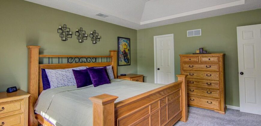 1108 NW 71st Court, Kansas City, MO 64118