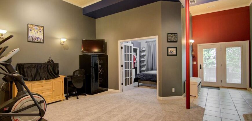 1108 NW 71st Court, Kansas City, MO 64118