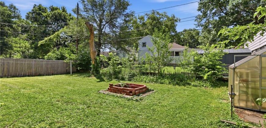 617 NE 45th Street, Kansas City, MO 64116