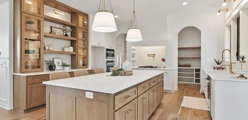 4749 NW Sienna Ridge, Riverside, MO 64150