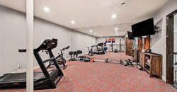 6104 Timberidge Court, Parkville, MO 64152