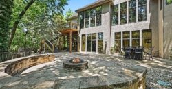 6104 Timberidge Court, Parkville, MO 64152