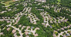 6104 Timberidge Court, Parkville, MO 64152