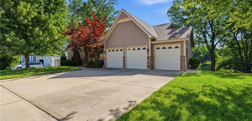 7809 N Revere Drive, Kansas City, MO 64151