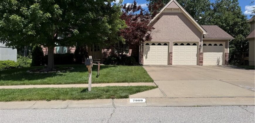 7809 N Revere Drive, Kansas City, MO 64151