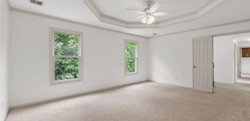 9027 N Manning Avenue, Kansas City, MO 64157