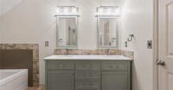 9027 N Manning Avenue, Kansas City, MO 64157