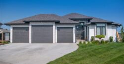 14622 Thousand Oaks Place Place, Parkville, MO 64152