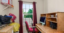 2305 NE 68th Street, Gladstone, MO 64118