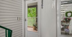 2305 NE 68th Street, Gladstone, MO 64118