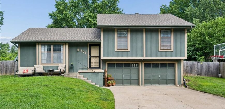 906 Shiloh Court, Liberty, MO 64068
