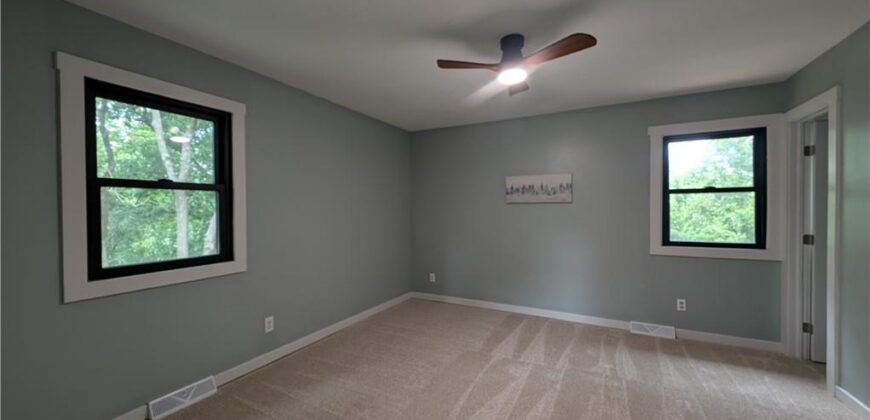 7716 NW 69th Terrace, Kansas City, MO 64152