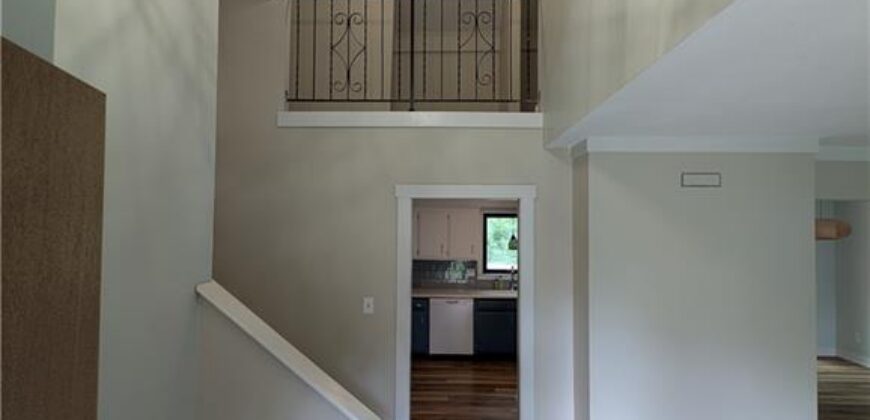 7716 NW 69th Terrace, Kansas City, MO 64152