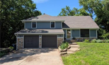 7716 NW 69th Terrace, Kansas City, MO 64152