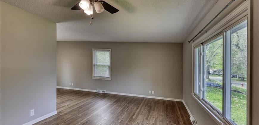 3535 N CHELSEA Avenue, Kansas City, MO 64117