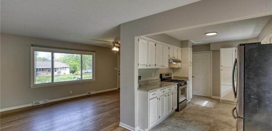 3535 N CHELSEA Avenue, Kansas City, MO 64117