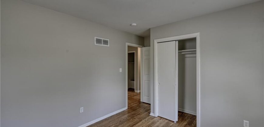 3535 N CHELSEA Avenue, Kansas City, MO 64117