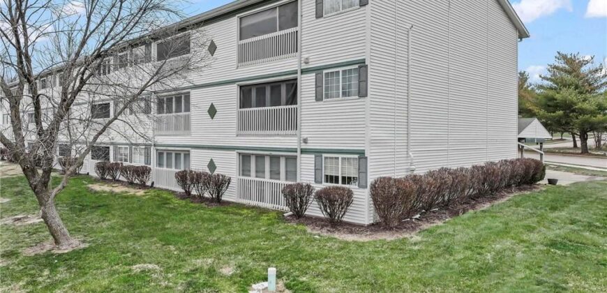 2405 NE 68th Street, Gladstone, MO 64118