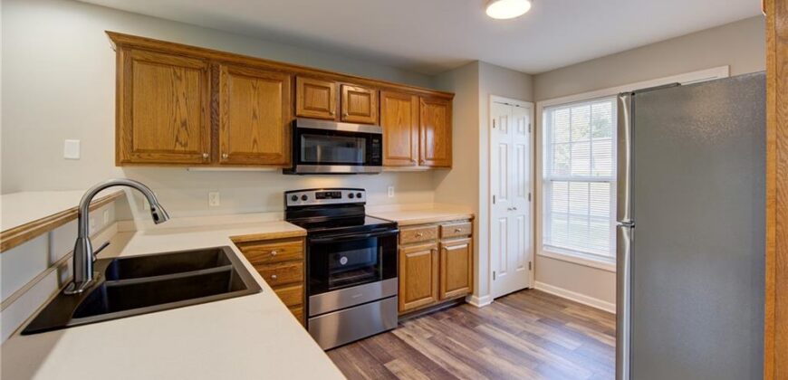 1721 Collins Drive, Platte City, MO 64079