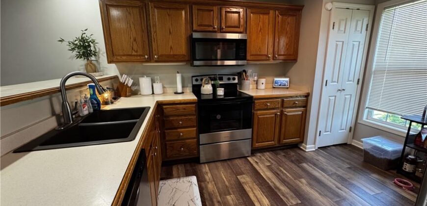 1721 Collins Drive, Platte City, MO 64079
