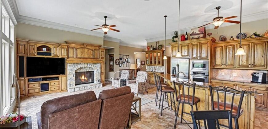 6626 NE 134th Terrace, Smithville, MO 64089