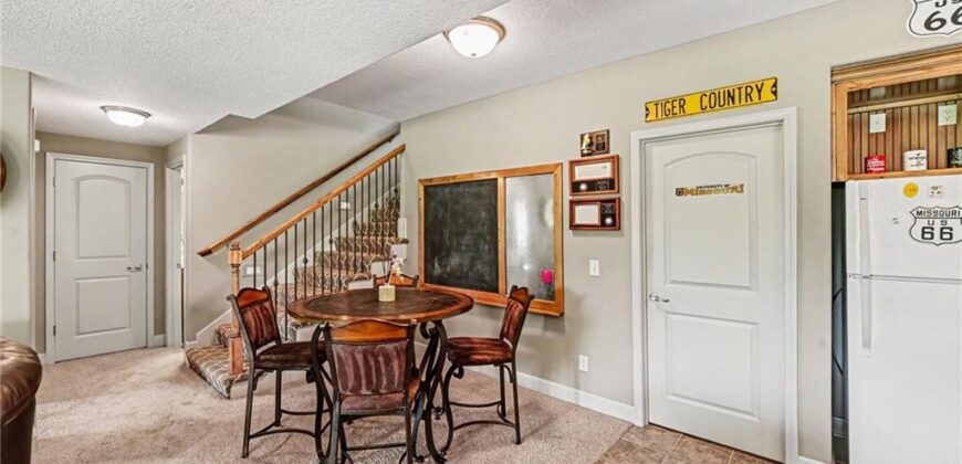 6626 NE 134th Terrace, Smithville, MO 64089