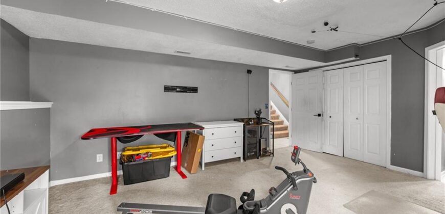 1915 NW 79th Street, Kansas City, MO 64151