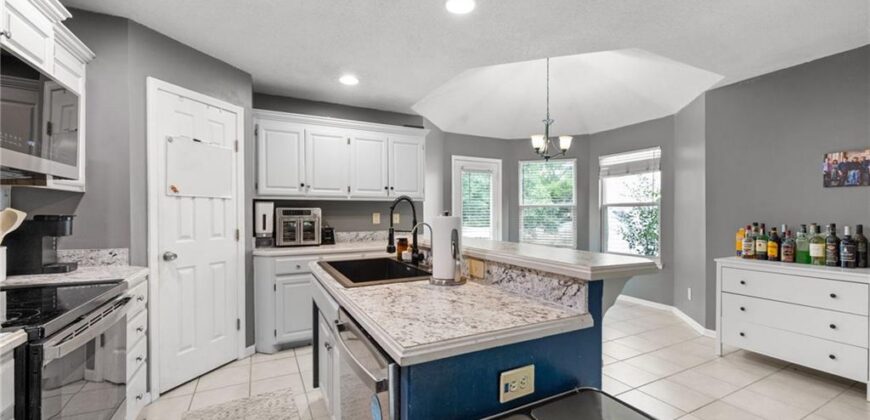 1915 NW 79th Street, Kansas City, MO 64151