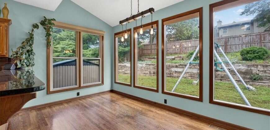 1608 NE 81st Street, Kansas City, MO 64118