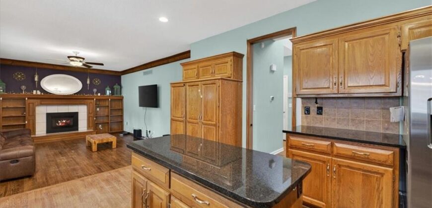 1608 NE 81st Street, Kansas City, MO 64118