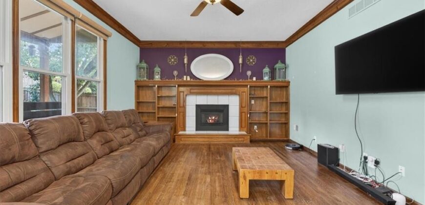 1608 NE 81st Street, Kansas City, MO 64118
