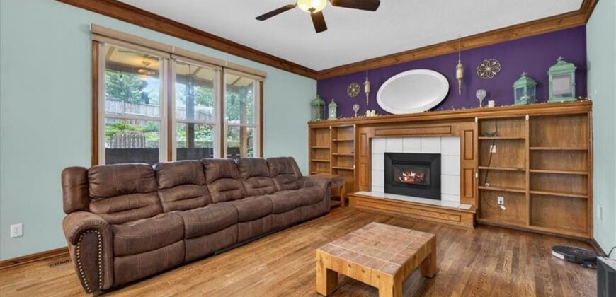 1608 NE 81st Street, Kansas City, MO 64118