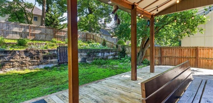 1608 NE 81st Street, Kansas City, MO 64118