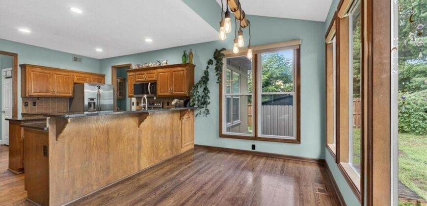 1608 NE 81st Street, Kansas City, MO 64118