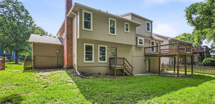 1310 Amesbury Avenue, Liberty, MO 64068