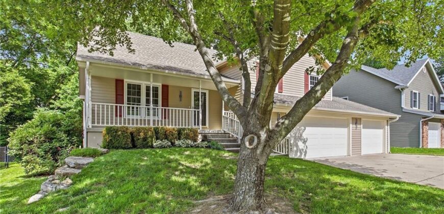 1310 Amesbury Avenue, Liberty, MO 64068