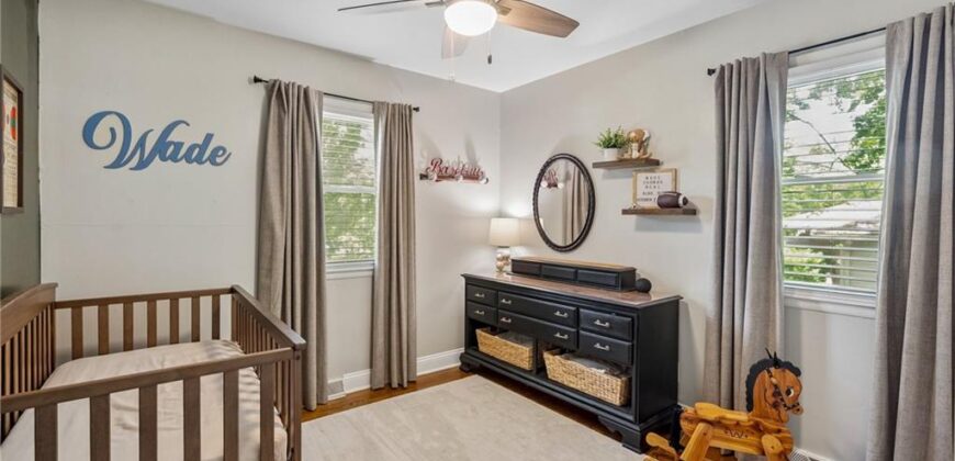 809 Lindenwood Lane, Liberty, MO 64068