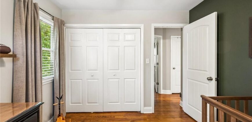 809 Lindenwood Lane, Liberty, MO 64068