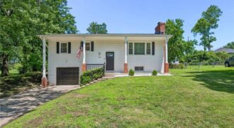 809 Lindenwood Lane, Liberty, MO 64068