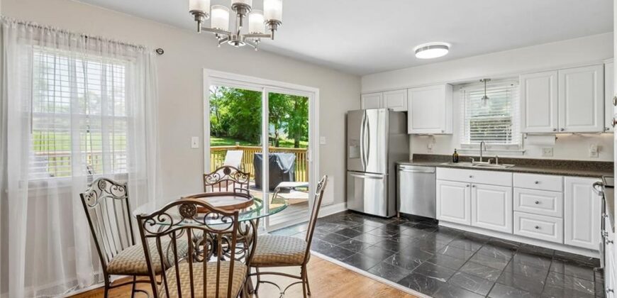 809 Lindenwood Lane, Liberty, MO 64068