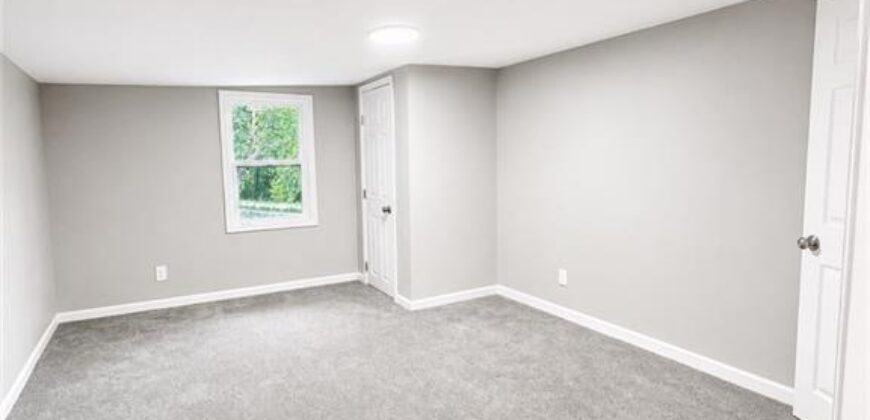 6721 NE 52nd Street, Kansas City, MO 64119