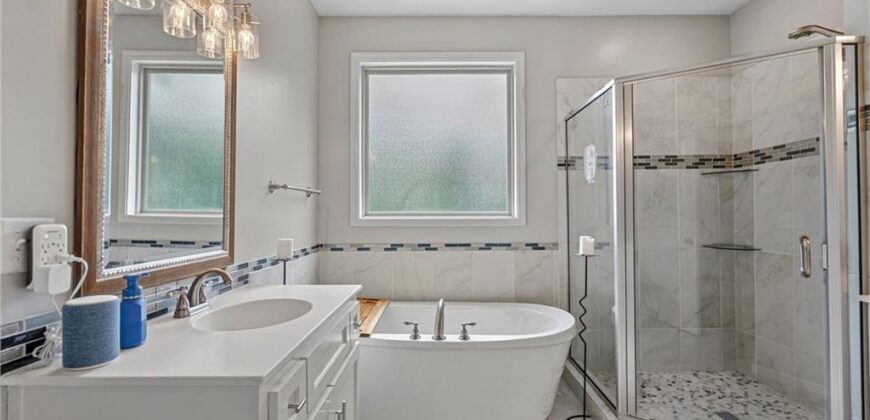 13365 NW 72nd Street, Parkville, MO 64152