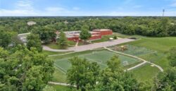 13365 NW 72nd Street, Parkville, MO 64152