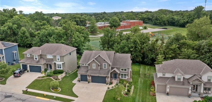 13365 NW 72nd Street, Parkville, MO 64152