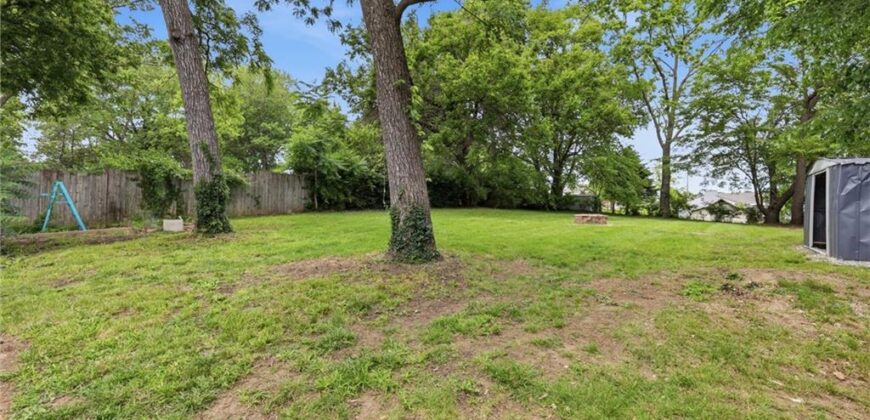 510 Lindberg Drive, Kansas City, MO 64118