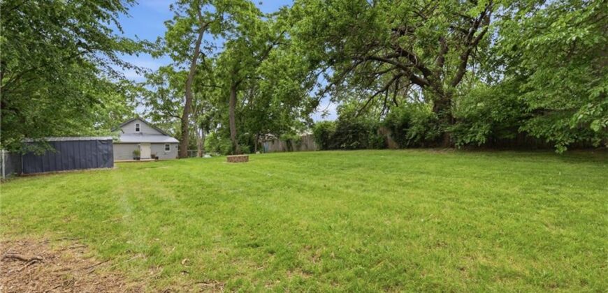 510 Lindberg Drive, Kansas City, MO 64118