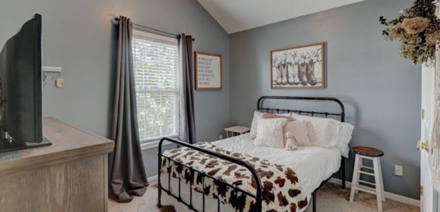 1400 Fox Run Trail, Platte City, MO 64079